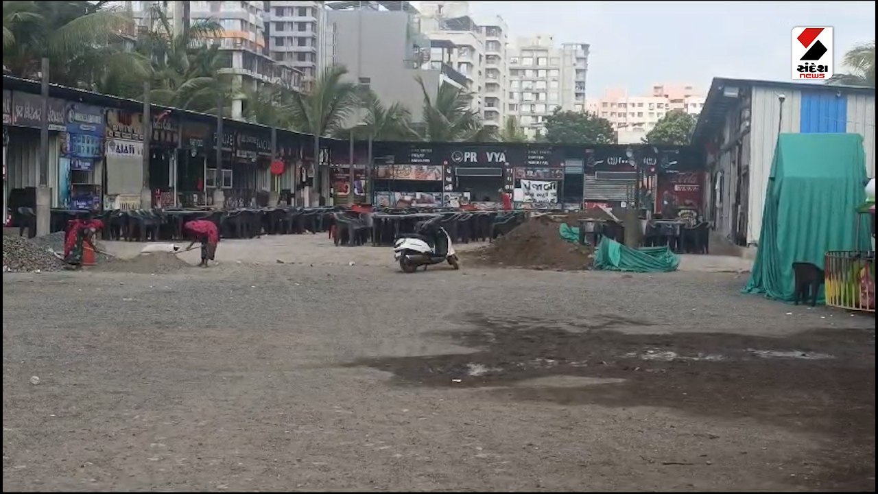 Surat Breaking, SMC, Dharmesh Vaniyawala, La Pentola Food Court Seald, Fire Safety