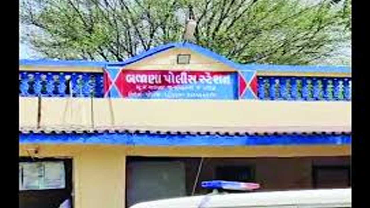 Surendranagar: ખેરવા ગામમાં મદ્રેસા બનાવવા માટે રાખેલા રૂ. બે લાખની ચોરી