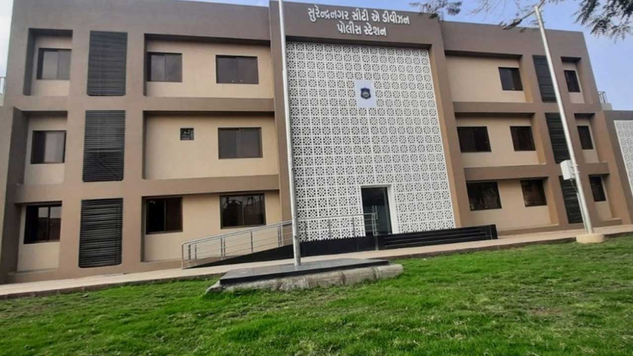 Surendranagar: જિલ્લામાં જુગારના 10 સ્થળે દરોડા : 19 શખ્સો પકડાયા, 3 ફરાર