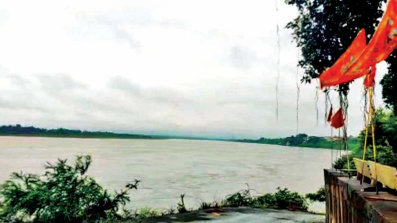 Narmada:તબક્કાવાર પાણી છોડાતા શિનોર ખાતે નર્મદા બે કાંઠે