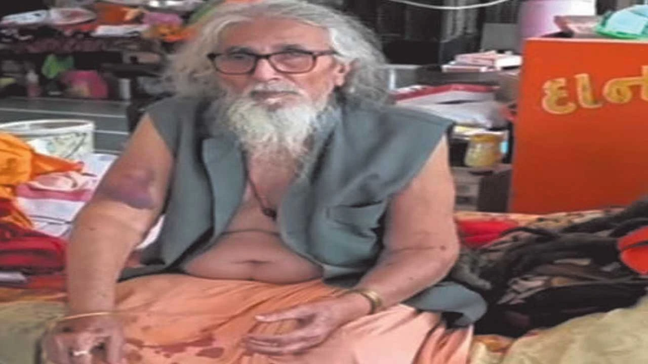 Visnagar: સદુથલા ગામે ઉમેદપુરીધામના મહંત પર બુકાનીધારીઓનો જીવલેણ હુમલો