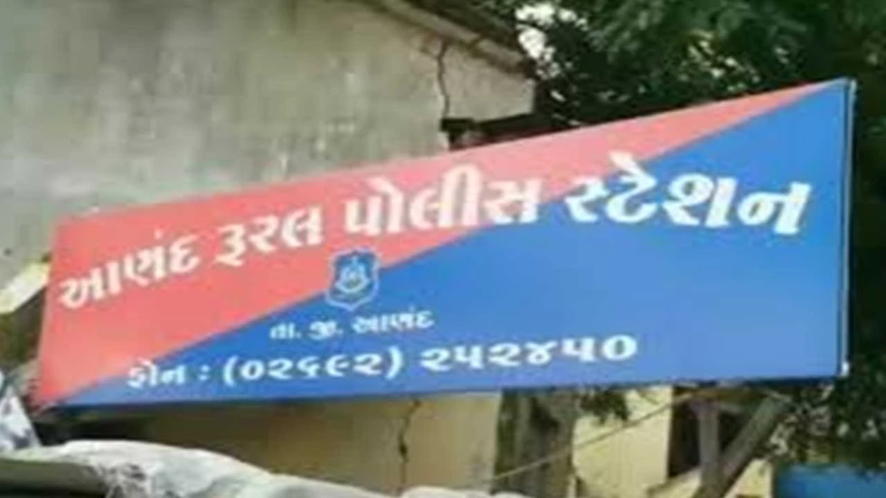 Anand: નવા વર્ષના પહેલા દિવસે દારૂની રેલમછેલ, 80 લાખનો દારૂ જપ્ત 