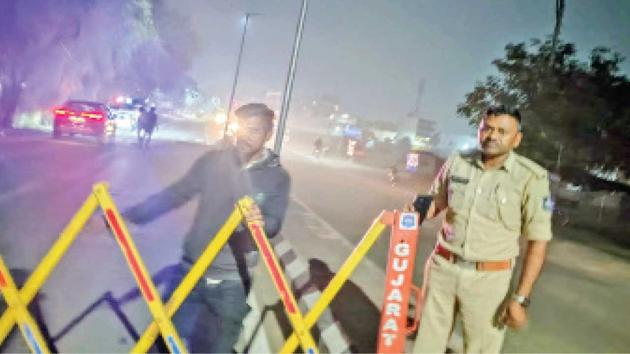 Godhra:અકસ્માત અટકાવવા બનાવાયેલા બમ્પથી અનેક વાહનચાલકો પટકાયા 