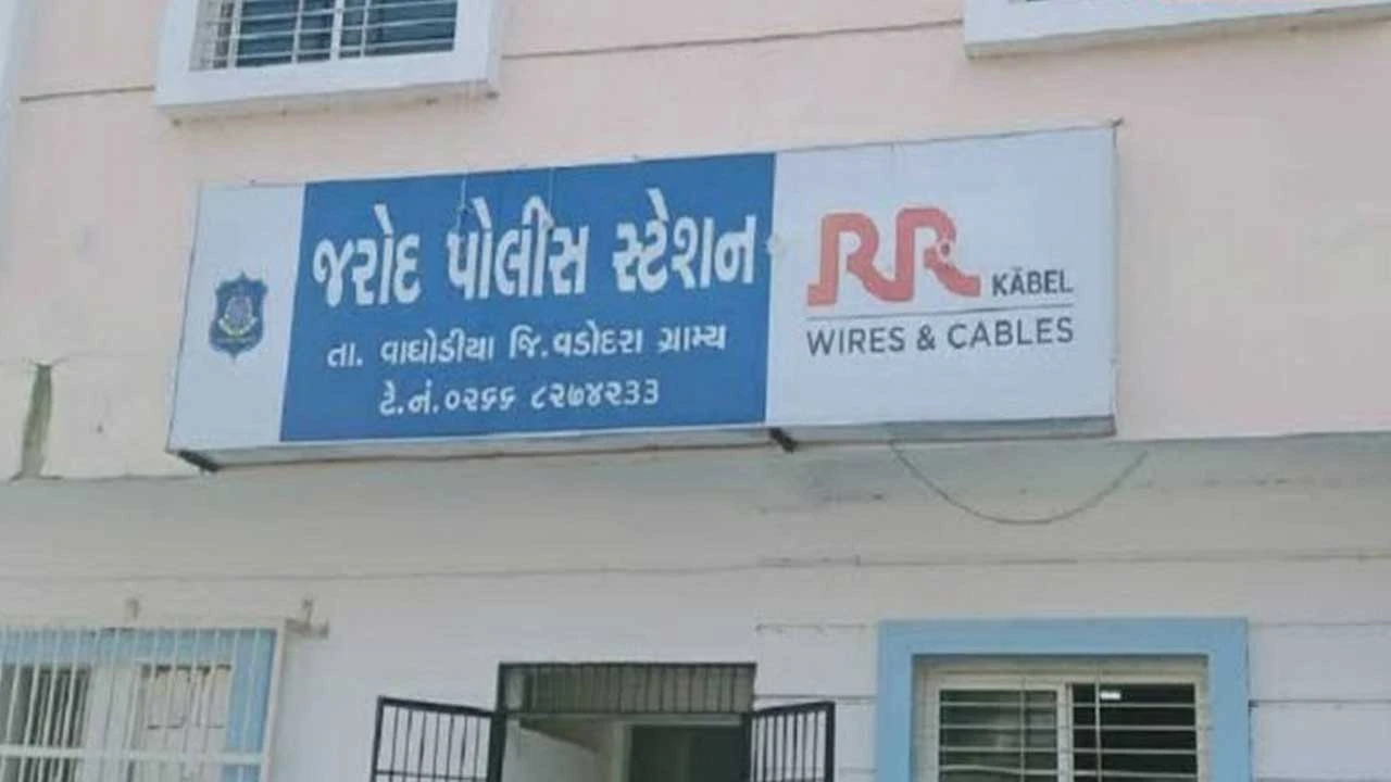 Vadodara:જરોદ પાસે ટ્રકની અડફેટે હરિપુરાના બાઇકસવારનું મોત 
