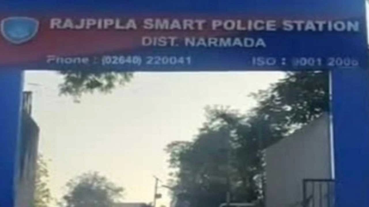 Narmada: રાજપીપળા મંદિરમાંથી મળેલ ચામડા અને નખ વાઘના હોવા બાબતે શંકા 