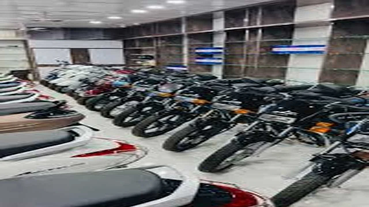 Ahmedabad:રાજ્યમાં ટ્રાન્સપોર્ટ પોર્ટલ બંધ રહેતા 13મીએ આખી રાત નવા વાહનોનું રજિસ્ટ્રેશન ચાલ્યું 