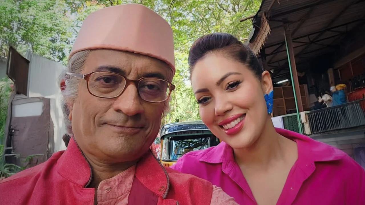 Munmun Dutta, Dilip Joshi (1)