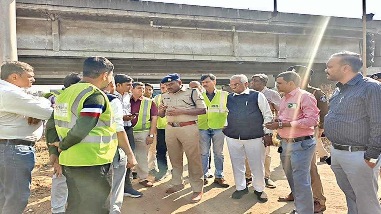 Ahmedabad: અસલાલી અને કમોડના સર્કલ પર ટ્રાફિકજામથી વાહનચાલકો પરેશાન 