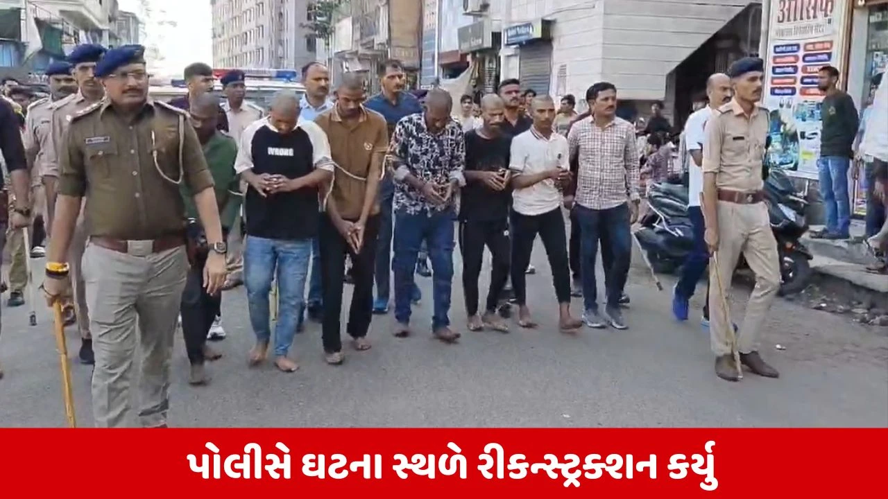 Suratના લિંબાયત પોલીસની અસામાજિક તત્વોને ચેતવણી,કાયદામાં રહેશો તો ફાયદામાં રહેશો! 
