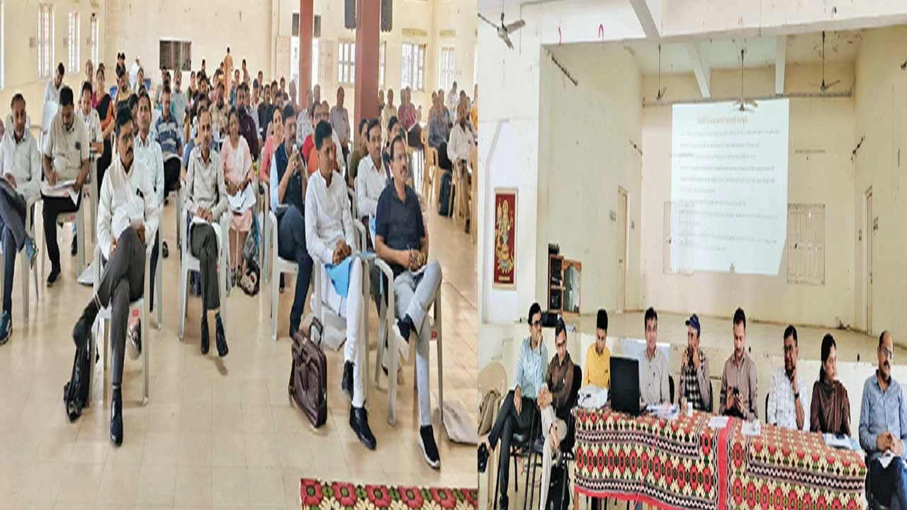 ધો. 10-12 બોર્ડ પરીક્ષાની તૈયારી અને કેન્દ્ર સંચાલકોની બેઠક યોજાઈ, પરીક્ષા અંગે માહિતી અપાઈ.