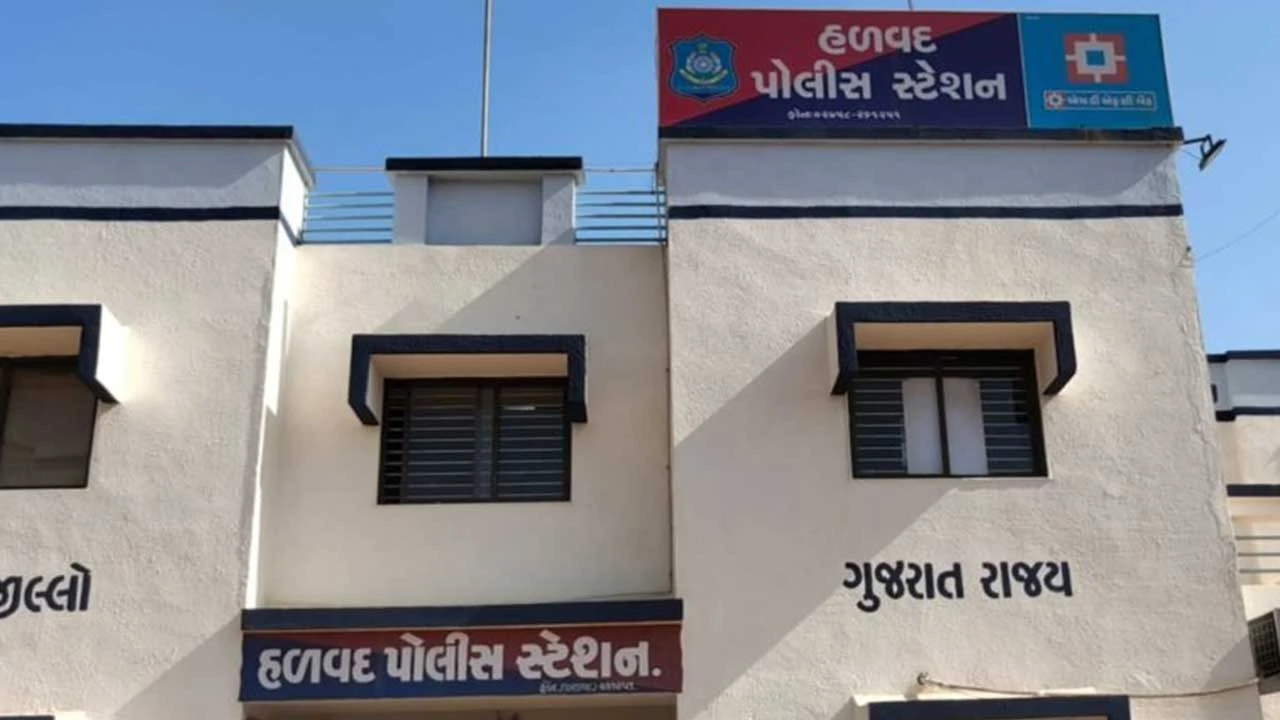 બાઈક અકસ્માતમાં યુવાનનું દુઃખદ મોત; Halvad નજીક બનેલી ઘટનાથી પંથકમાં શોકની લાગણી.