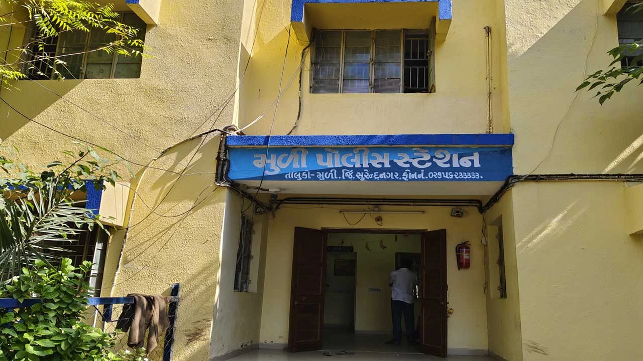 શેખપરમાં પિતા-પુત્રે લોખંડના પાઈપ ઝીંકી ખેતમજુરને માર્યો