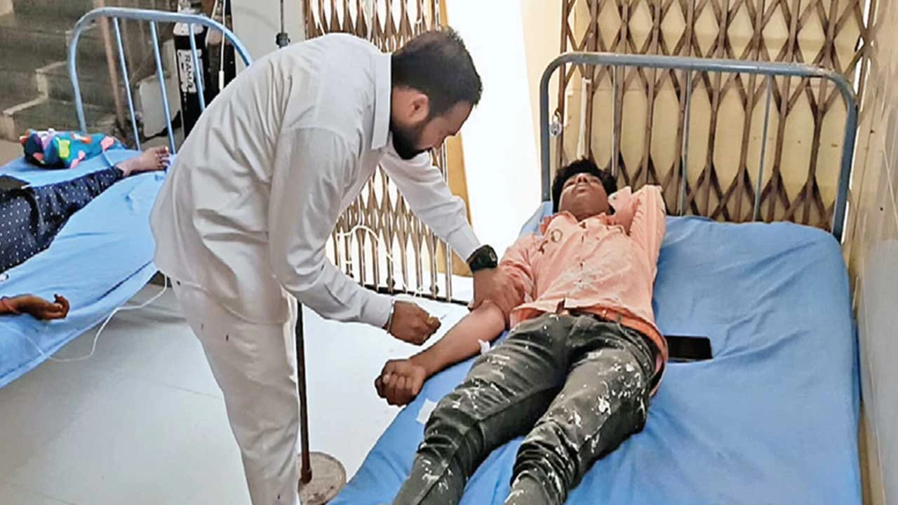 લખતર ગ્રામ્યમાં મધમાખીનું ઝુંડ ત્રાટકયું : 4 સારવાર હેઠળ 