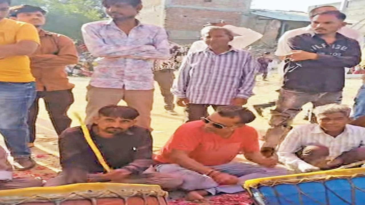 Dabhoda: ધુળેટીના દિવસે ઠાગા ખેલવાની પરંપરા 