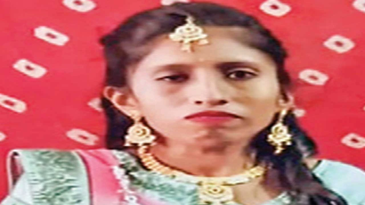 લખતરની મૂક-બધીર યુવતી ગુમ: 29 વર્ષીય નંદુબેન કોઠારીયા ઘરેથી કોઈને કહ્યા વગર ચાલ્યા ગયા, પોલીસ તપાસ ચાલુ.