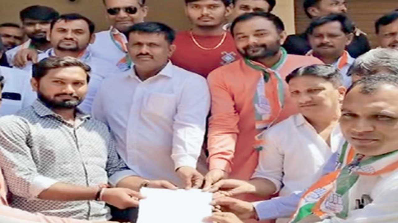 હળવદ પાલિકાની ગેરકાયદે દબાણો દૂર કરવામાં વહાલાં-દવલાંની નીતિથી રોષ 