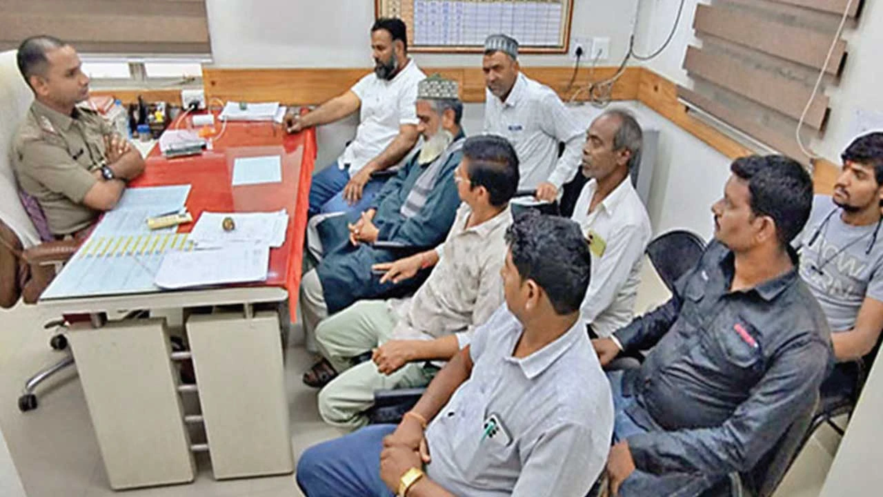 Mandal: માંડલ પોલીસ મથકમાં શાંતિ સમિતિની બેઠક 