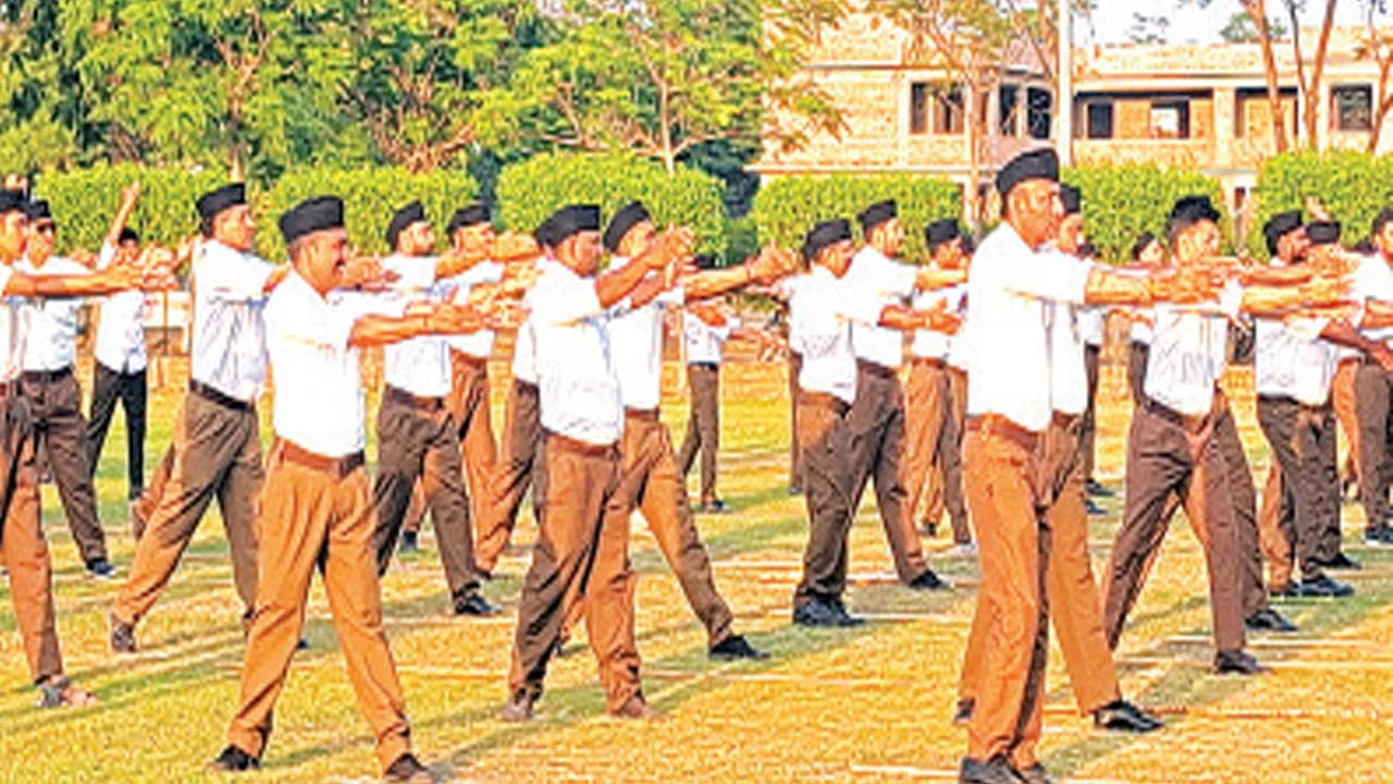 DABHOI: ડભોઇ કૉલેજ ગ્રાઉન્ડ ખાતે RSS દ્વારા વર્ષ પ્રતીપ્રદા પર્વની ઉજવણી