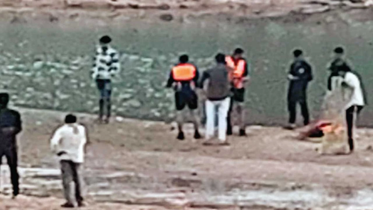Himatnagar: ઇડર સપ્તેશ્વર નદીમાં ડૂબી જવાથી ખેરાલુના યુવકનું મોત 