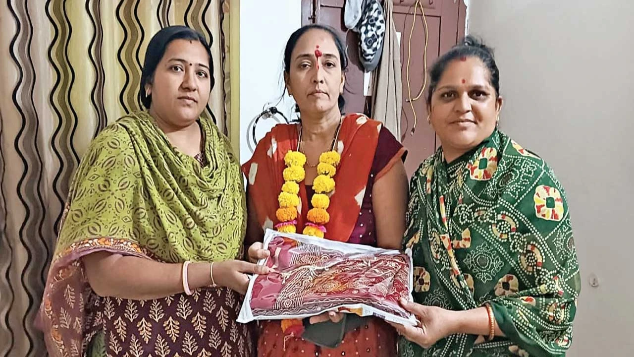 Surendranagar: સુરેન્દ્રનગરની મહિલાએ ડાકોર પિયરમાં રહેતાં ભાઈને પોતાની કિડની આપીને નવજીવન બક્ષ્યુ 