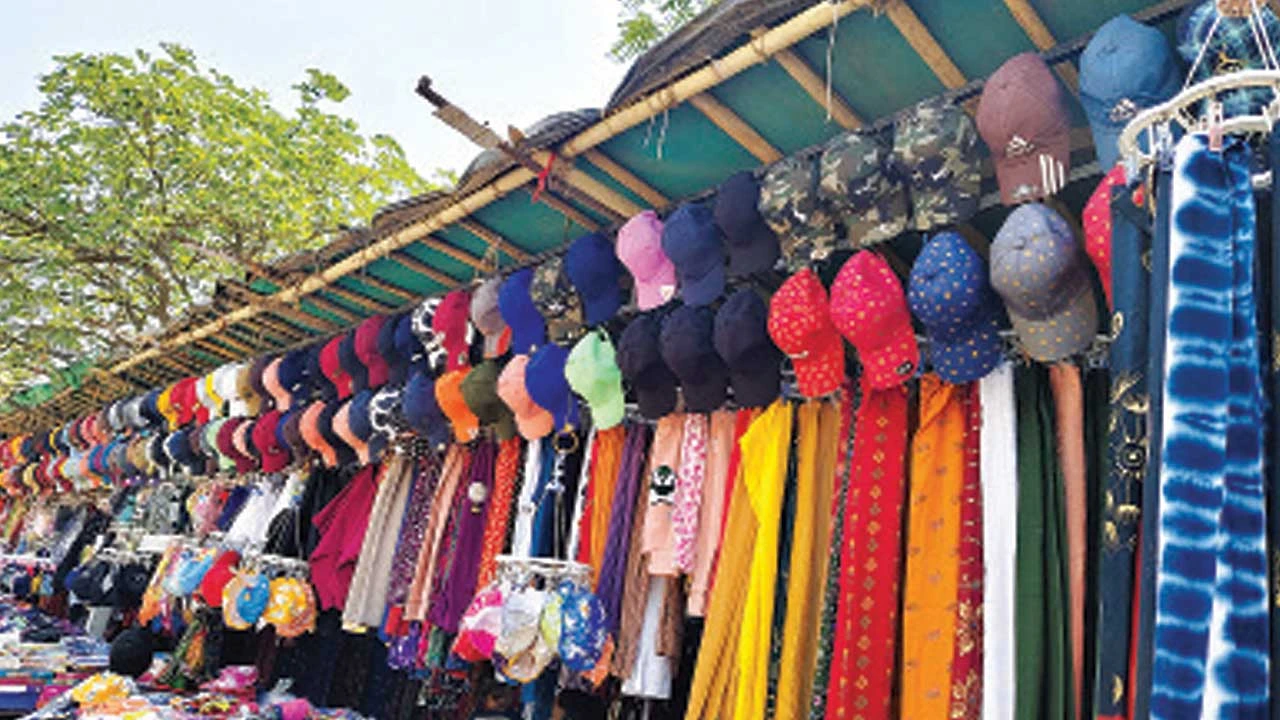 ડભોઇમાં ગરમીથી બચવાના સાધનોના ભાવમાં આશરે 20 ટકાનો વધારો.