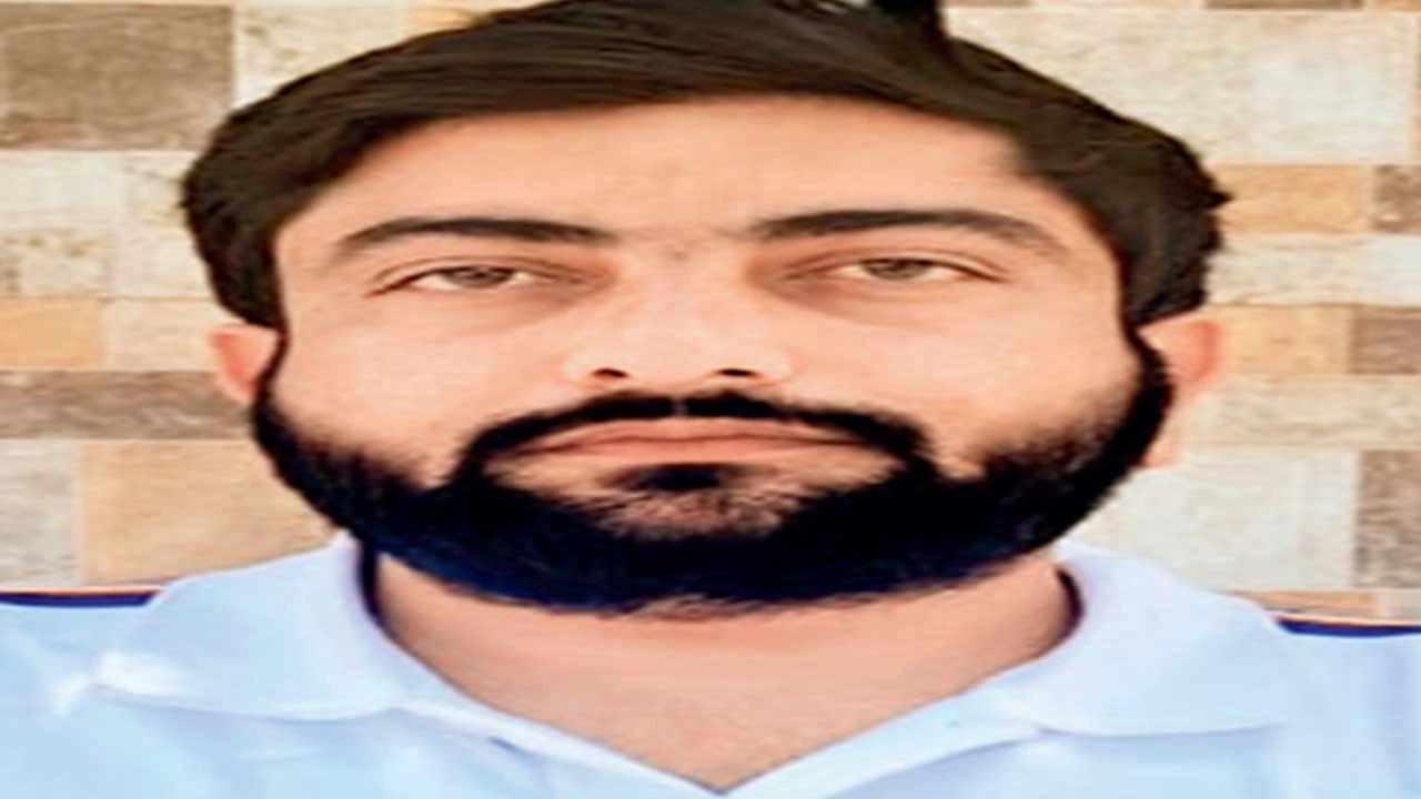 લખતર ગ્રામ્ય હત્યાના પ્રયાસના ગુનામાં ફરાર આરોપીને જિલ્લા LCBએ ઝડપ્યો.