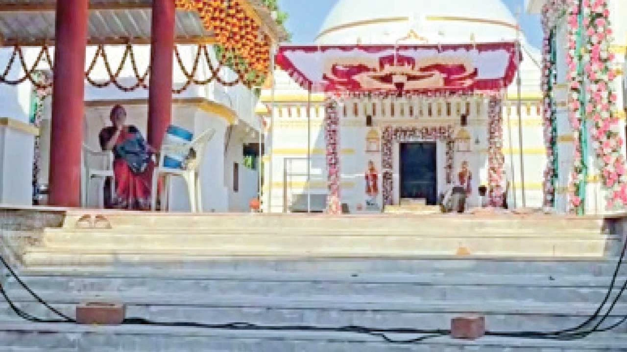 ઘોઘંબા સ્થિત પૌરાણિક વૈજનાથ મહાદેવ મંદિરનો જિર્ણોદ્ધાર કરાયો એટલે કે renovate કરાયું.