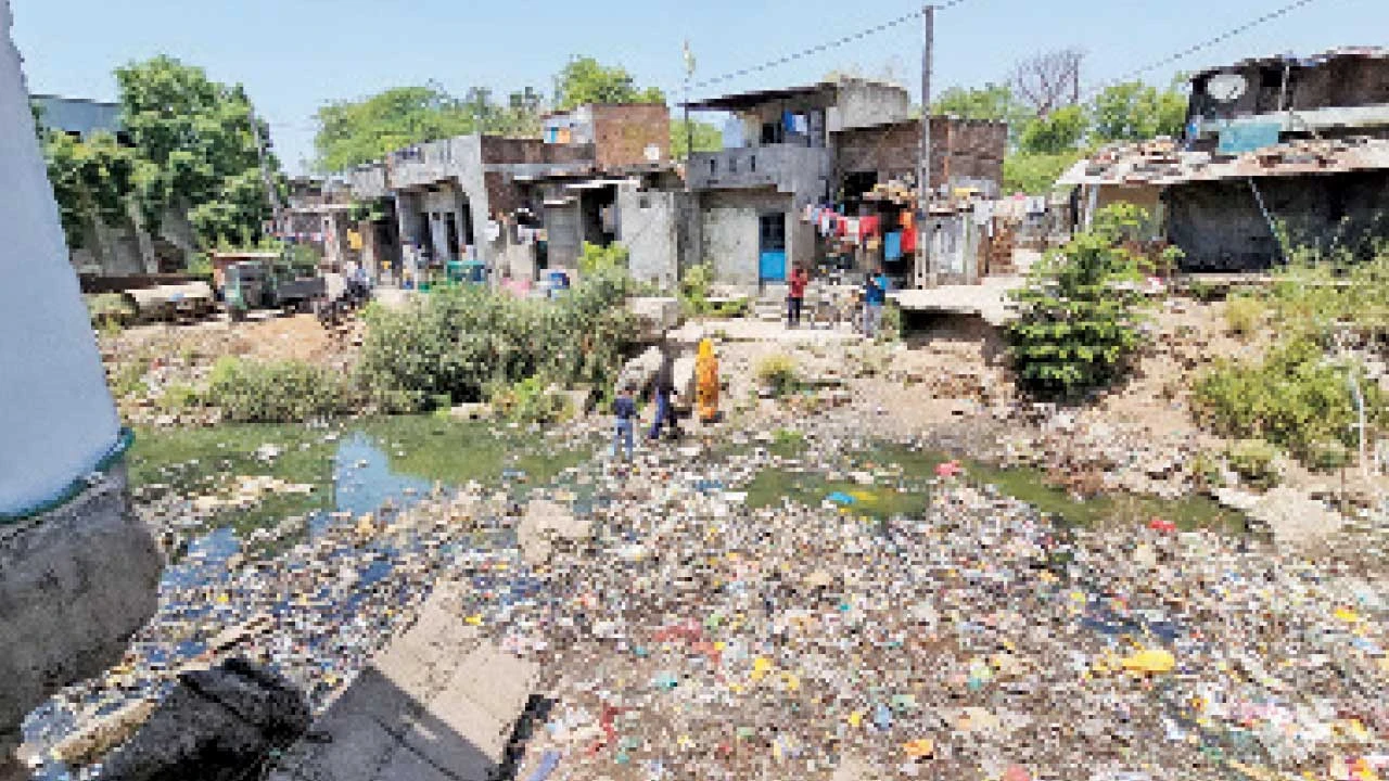 Bodeli: બોડેલી પાલિકાની નવી ચૂંટાયેલી પાંખ નાળું બનાવે તેવી માગ