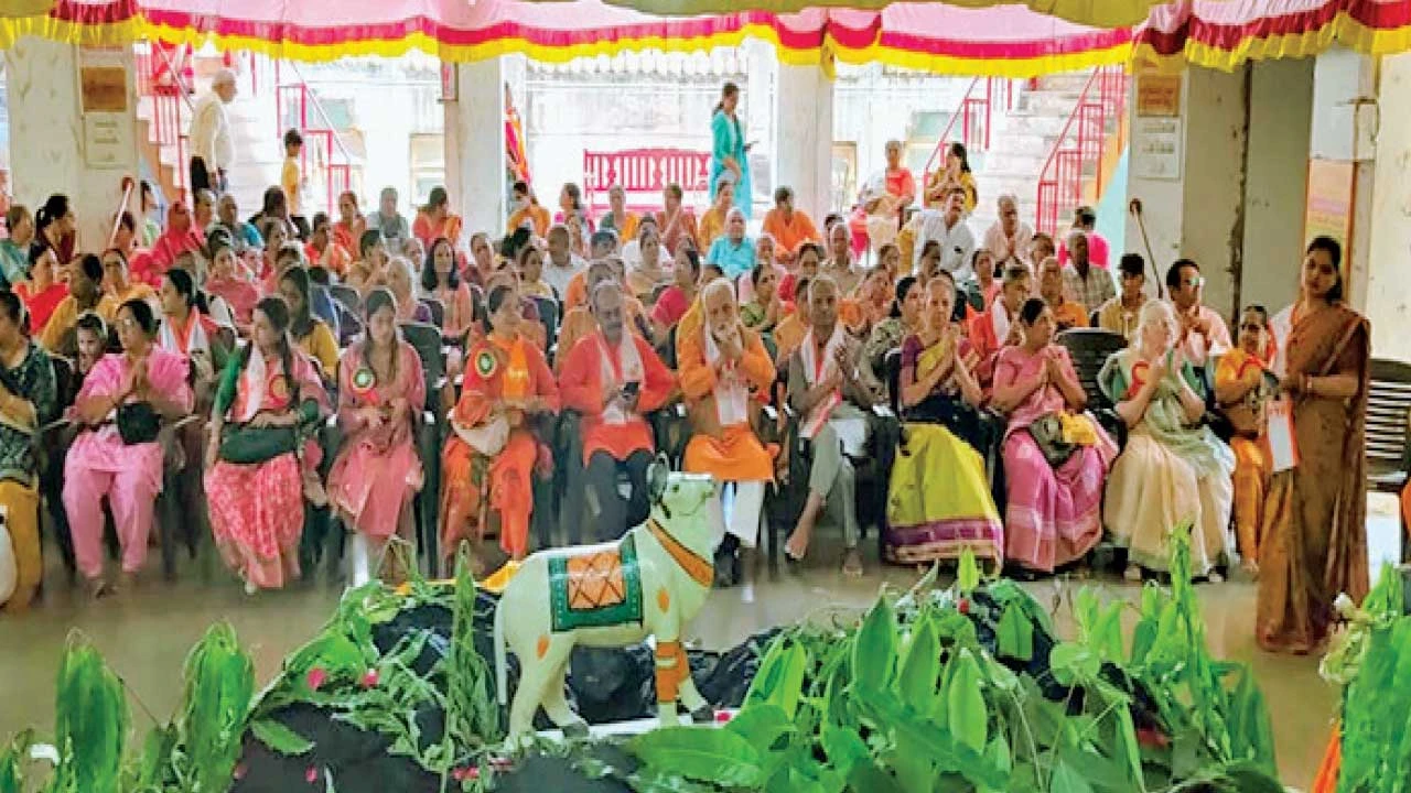 Gandhinagar : ગોવર્ધનનાથજીની હવેલીમાં વલ્લભ જયંતિની ઉજવણી 