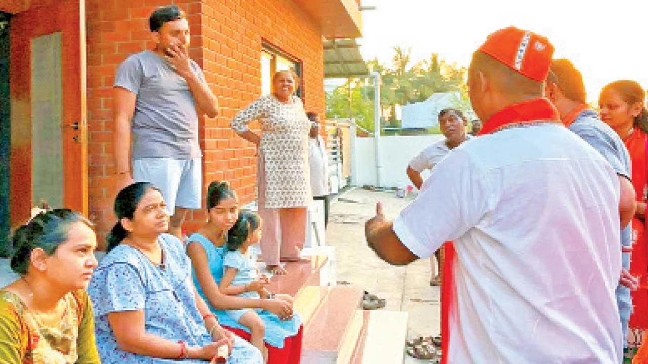 ડભોઇમાં ઉમેદવારો પાસેથી સમસ્યાના ઉકેલની લેખિત બાંહેધરી લેવાઈ. આ વખતે મતદારોનો મિજાજ બદલાયો.