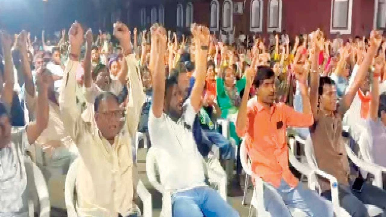 વડોદરાના નગરસેવકો કામ ન કરે તો રાજીનામું લેવાની ચીમકી.