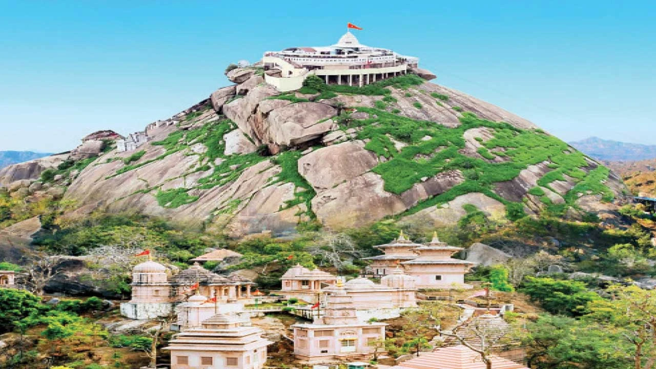 ગબ્બર ખાતે તારીખ 22 અને 23 એપ્રિલ, 2026ના રોજ દર્શન બંધ રહેશે.