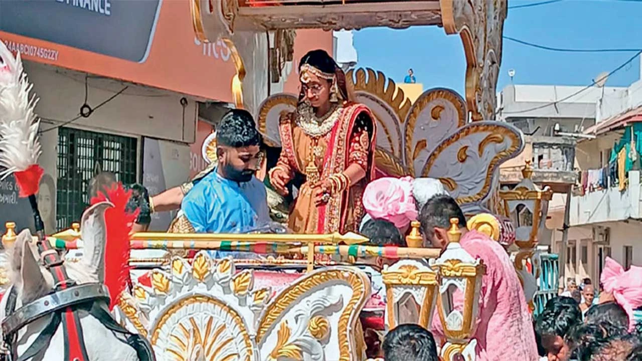 હળવદની 21 વર્ષીય દીકરી અપનાવશે સંયમનો માર્ગ