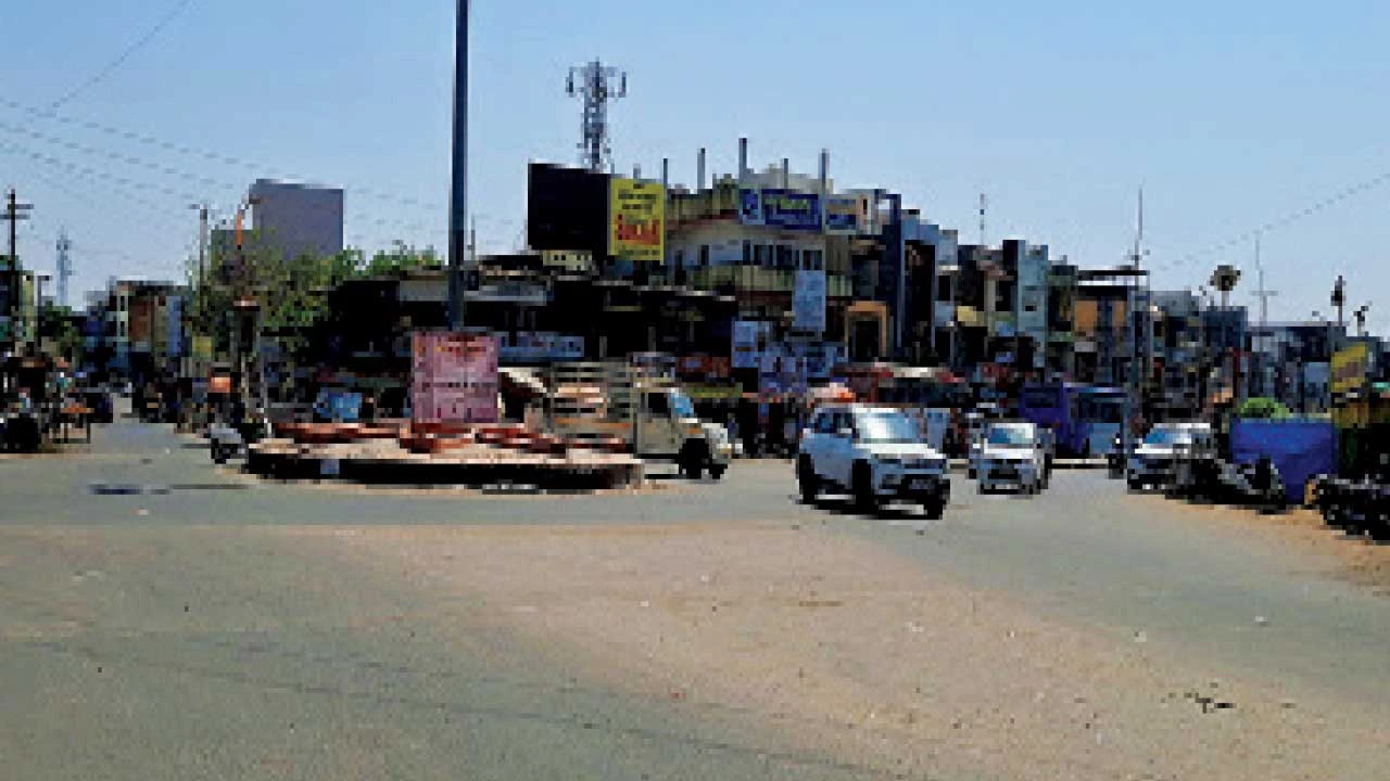 છોટા ઉદેપુના બોડેલી સહિત છોટાઉદેપુર જિલ્લામાં ગરમીનો પારો 42 ડિગ્રીને પાર.