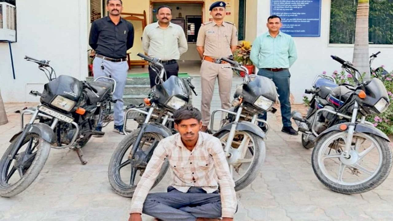 સાબરકાંઠા-બનાસકાંઠા બાઇક ચોર પકડાયો.