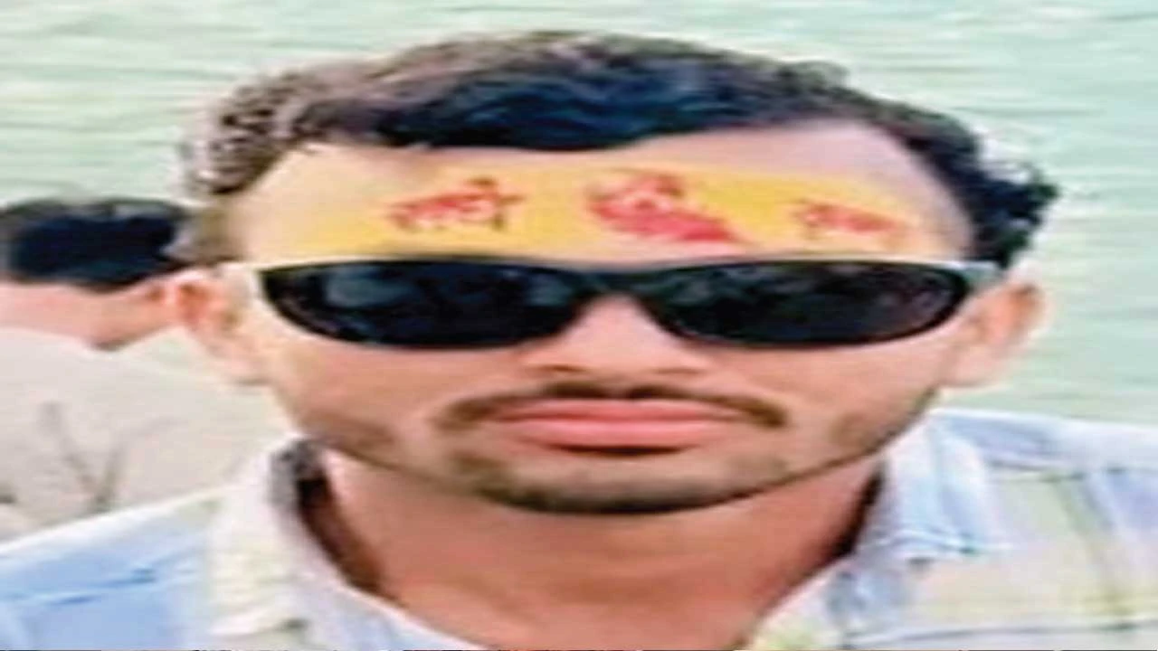 જોરાવરનગર: રાવણ નામનો શખ્સ યુવતી સાથે કુકર્મ કરતા ઝડપાયો.