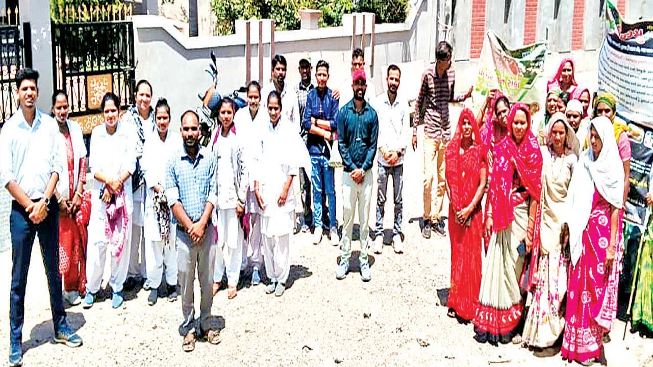 ટાંડા PHC ખાતે ડેન્ગ્યુ જનજાગૃતિ રેલી યોજાઈ.