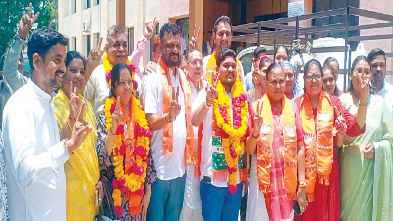 બોડેલી નગરપાલિકા: ઉમેશ રાઠવા પ્રમુખ, પદ્માબેન પટેલ ઉપપ્રમુખ બિનહરીફ.