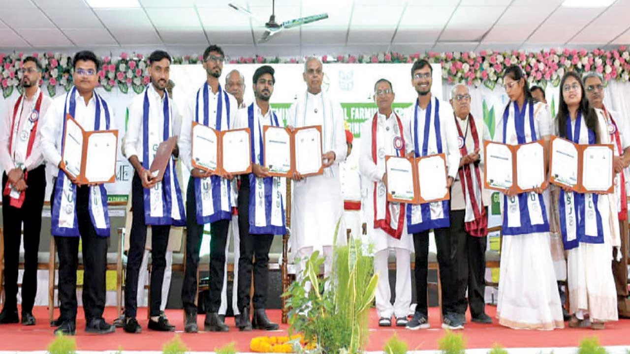 નિરોગી ભારતના નિર્માણમાં કૃષિ વૈજ્ઞાનિકો, ખેડૂતો સહયોગી બને.