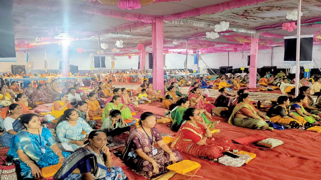 વડોદરા: સંતાનોમાં નૈતિક મૂલ્યો, ધાર્મિક ચેતના અને સંસ્કાર વિકાસનું મહત્વ