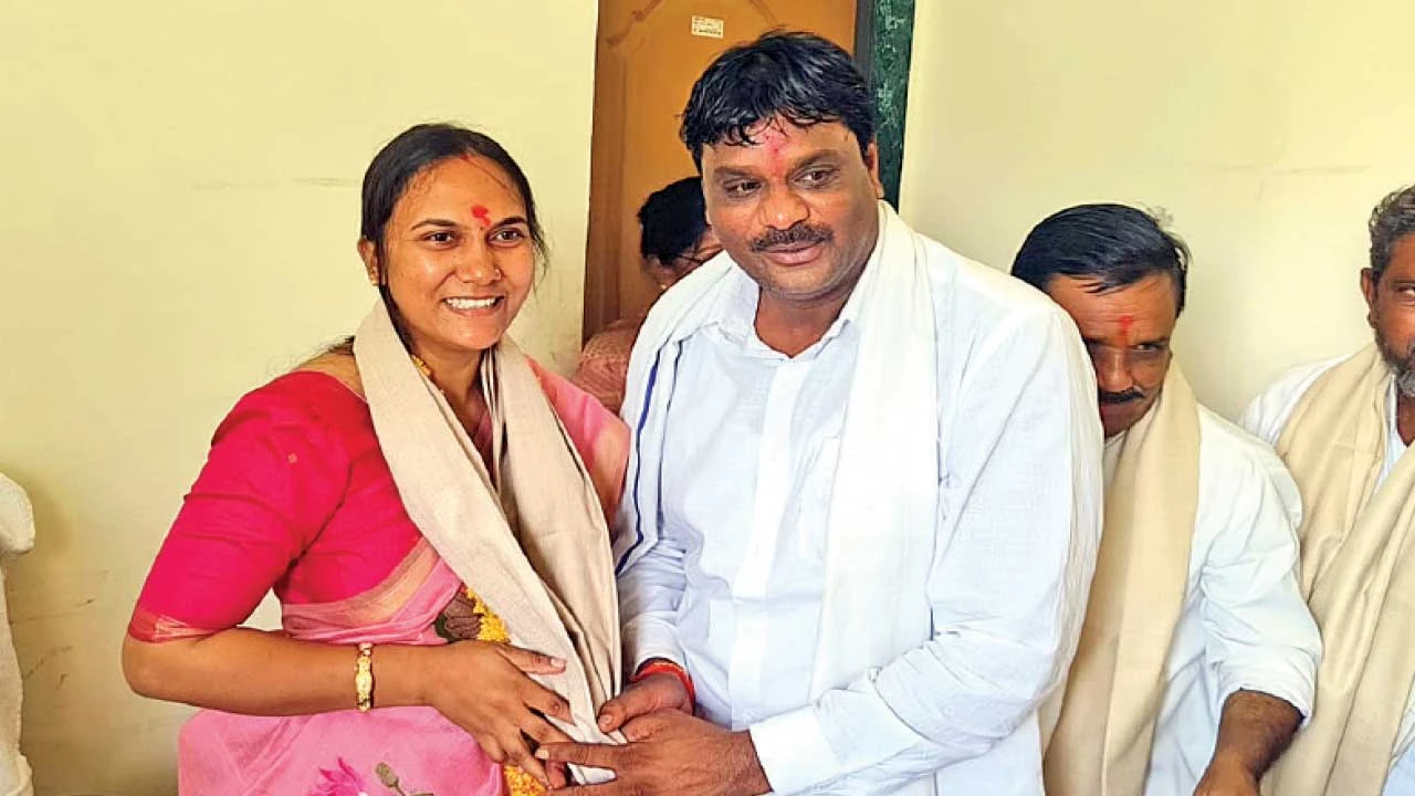 દાહોદ: સિંગવડ તાલુકા પંચાયતના નવા પ્રમુખ-ઉપપ્રમુખે પૂજનવિધિ સાથે પદભાર સંભાળ્યો