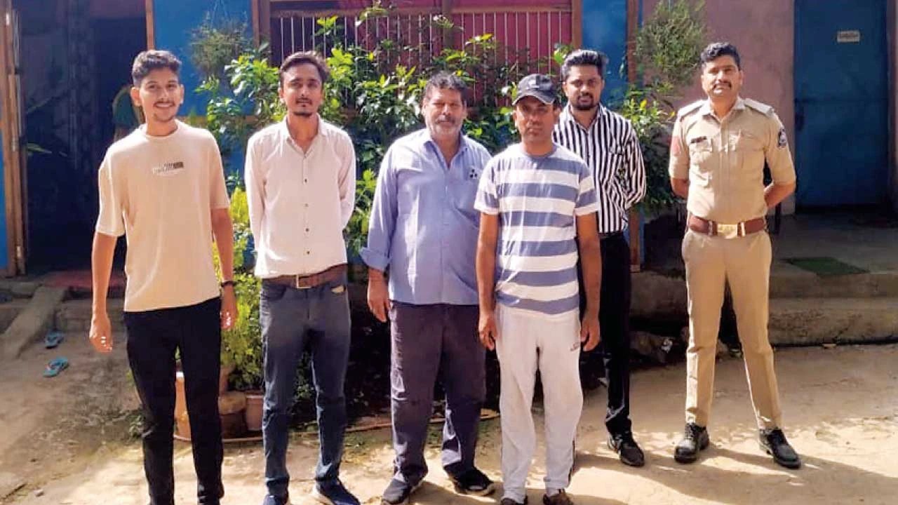 નસવાડી તાલુકાના કાંધા ગામે બોગસ દવાખાનું સીલ, આરોગ્ય વિભાગની કડક કાર્યવાહી