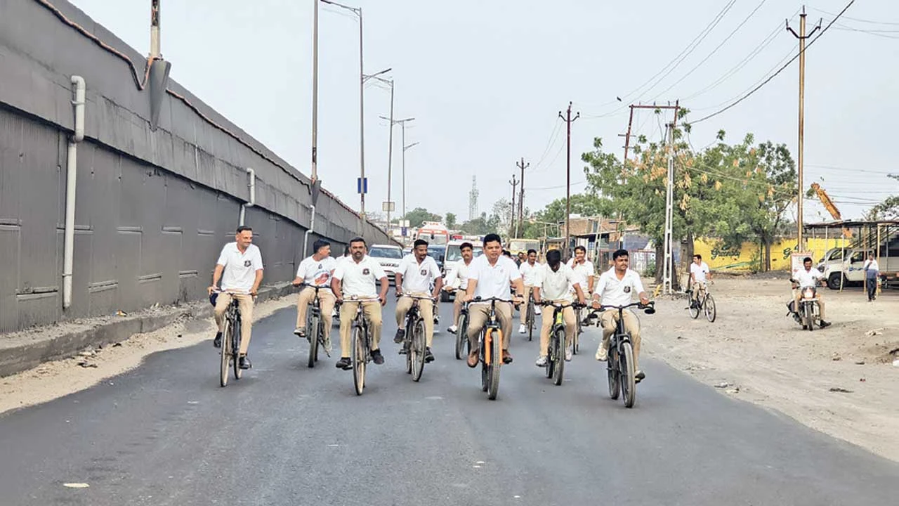 બગોદરા પોલીસ મથક દ્વારા સંદેશ ફ્ટિનેસનો