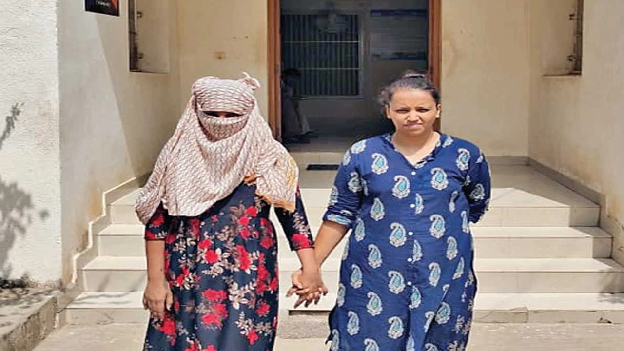 ડીસા: ખેડૂત યુવકને હનીટ્રેપમાં ફસાવનાર યુવતી રાજસ્થાનથી ઝડપાઈ.