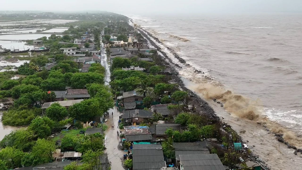 Valsad News: Sea Submerges 348 Hectares of Land in Moti Danti Village