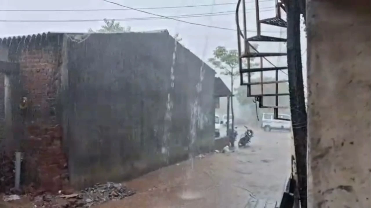 Surat News: Rain Update: Umarpada Bathed in Heavy Rain, 2 Inches in 2 Hours