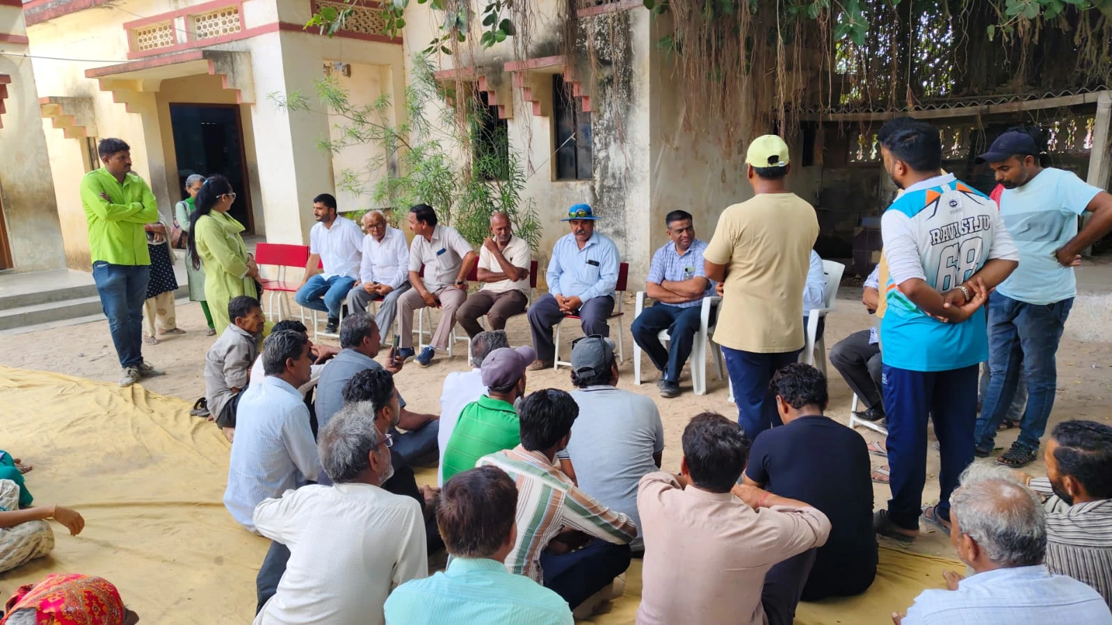 Kutch News: Parents Lock Nakhatrana Primary School Over Teacher Shortage