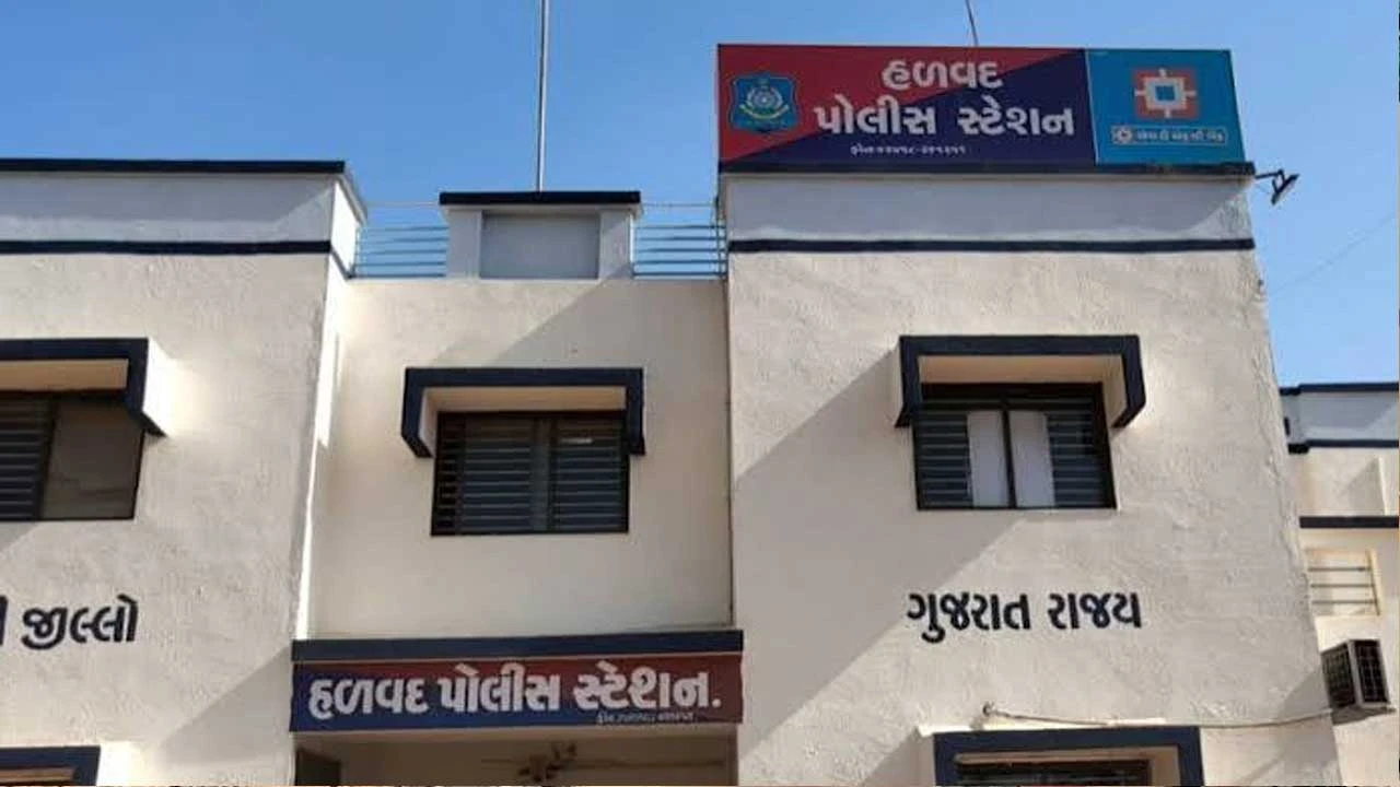 હળવદમાં બેફામ બુલેટ ચાલકન લીધે છાત્રાનું મોત નિપજાવ્યું