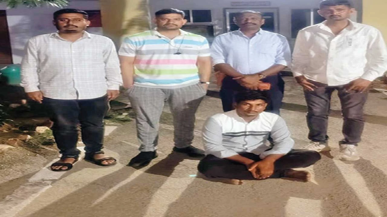 Surendranagar: લૂંટ અને ચોરીના ત્રણ ગુનામાં ફરાર ઈનામી આરોપીને રાજસ્થાનમાંથી પોલીસે દબોચ્યો