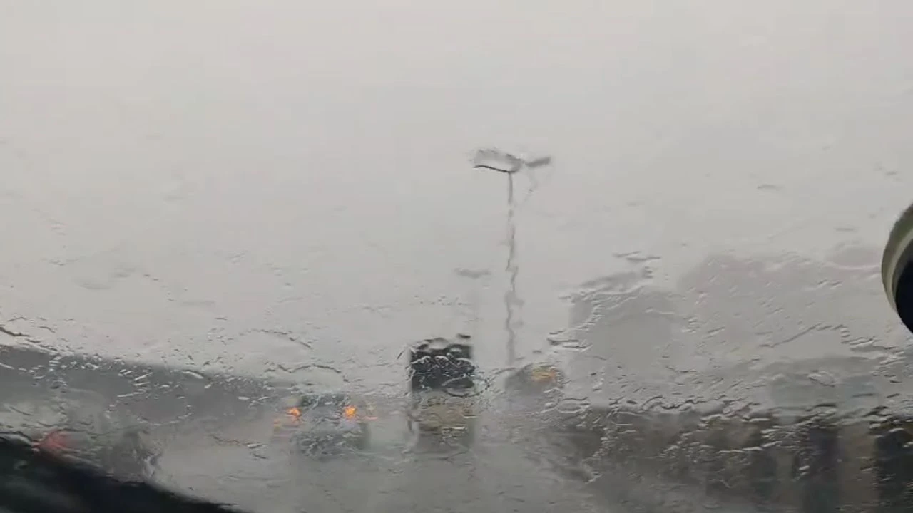 Rain Updates: Heavy Rain Lashes Ahmedabad and Gandhinagar; Traffic Hit on SG Highway